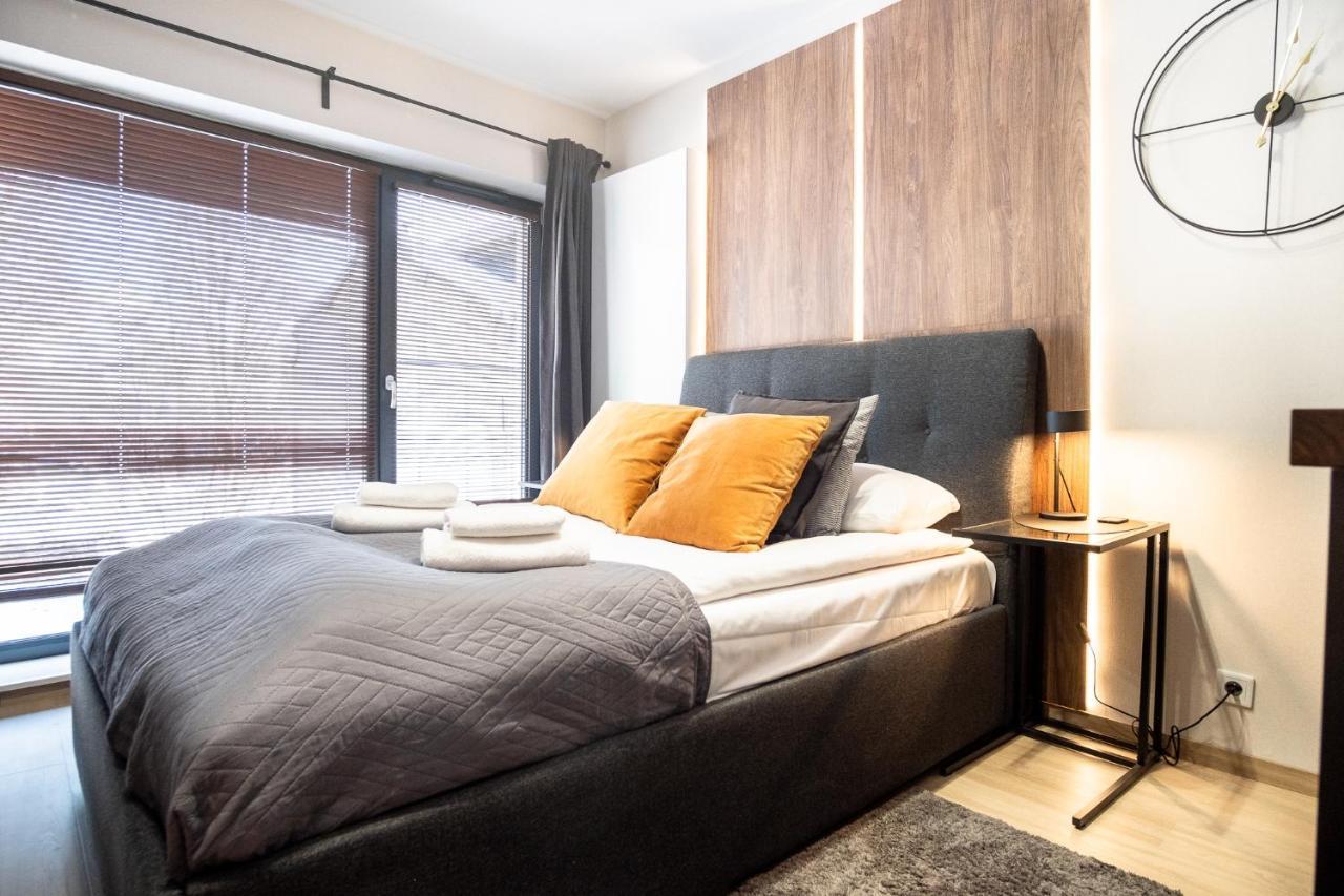 Iron Apartments Krasków Εξωτερικό φωτογραφία