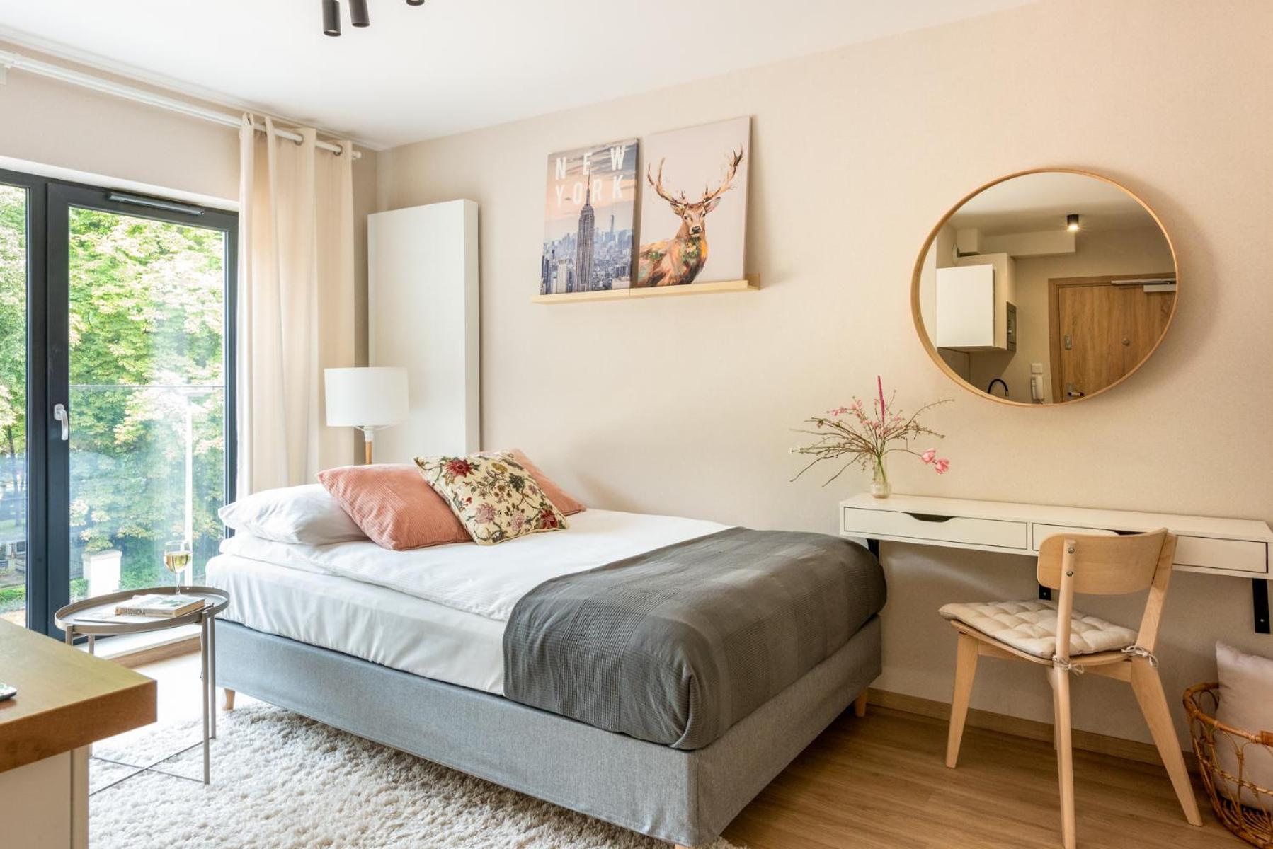 Iron Apartments Krasków Εξωτερικό φωτογραφία