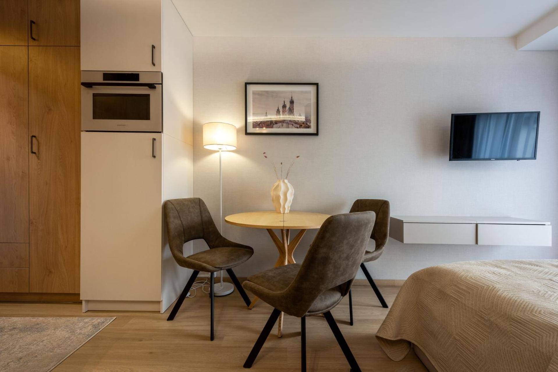 Iron Apartments Krasków Εξωτερικό φωτογραφία