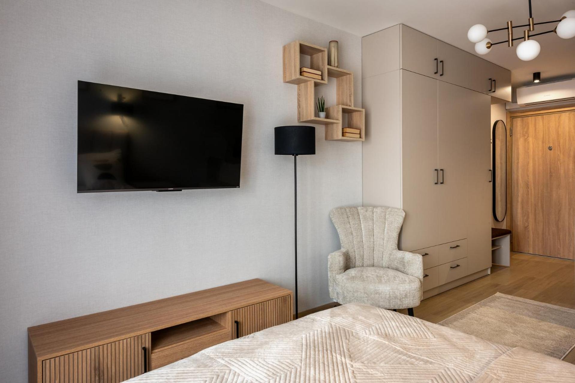 Iron Apartments Krasków Εξωτερικό φωτογραφία