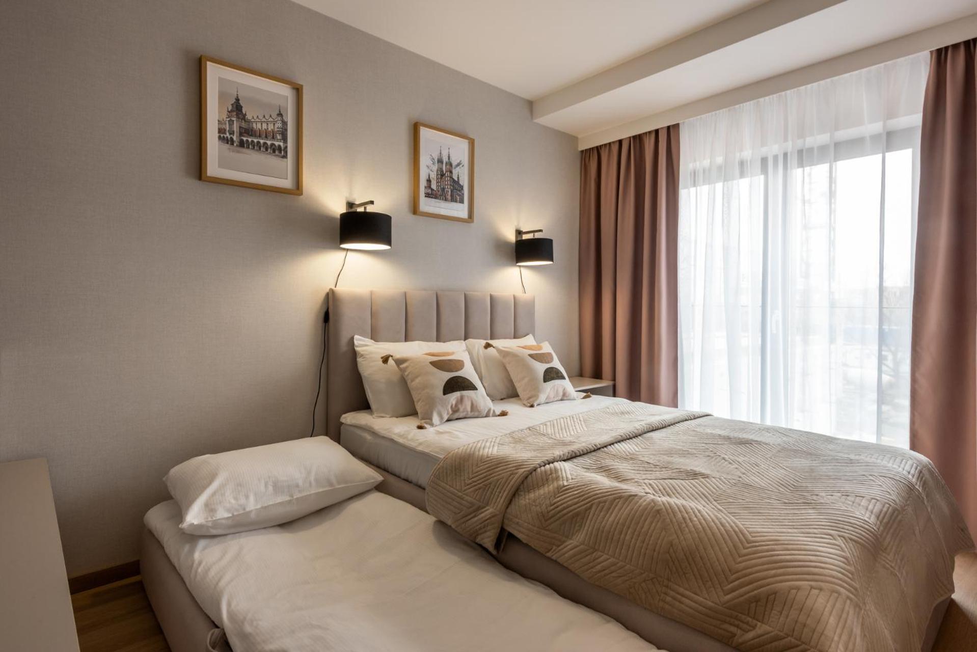 Iron Apartments Krasków Εξωτερικό φωτογραφία