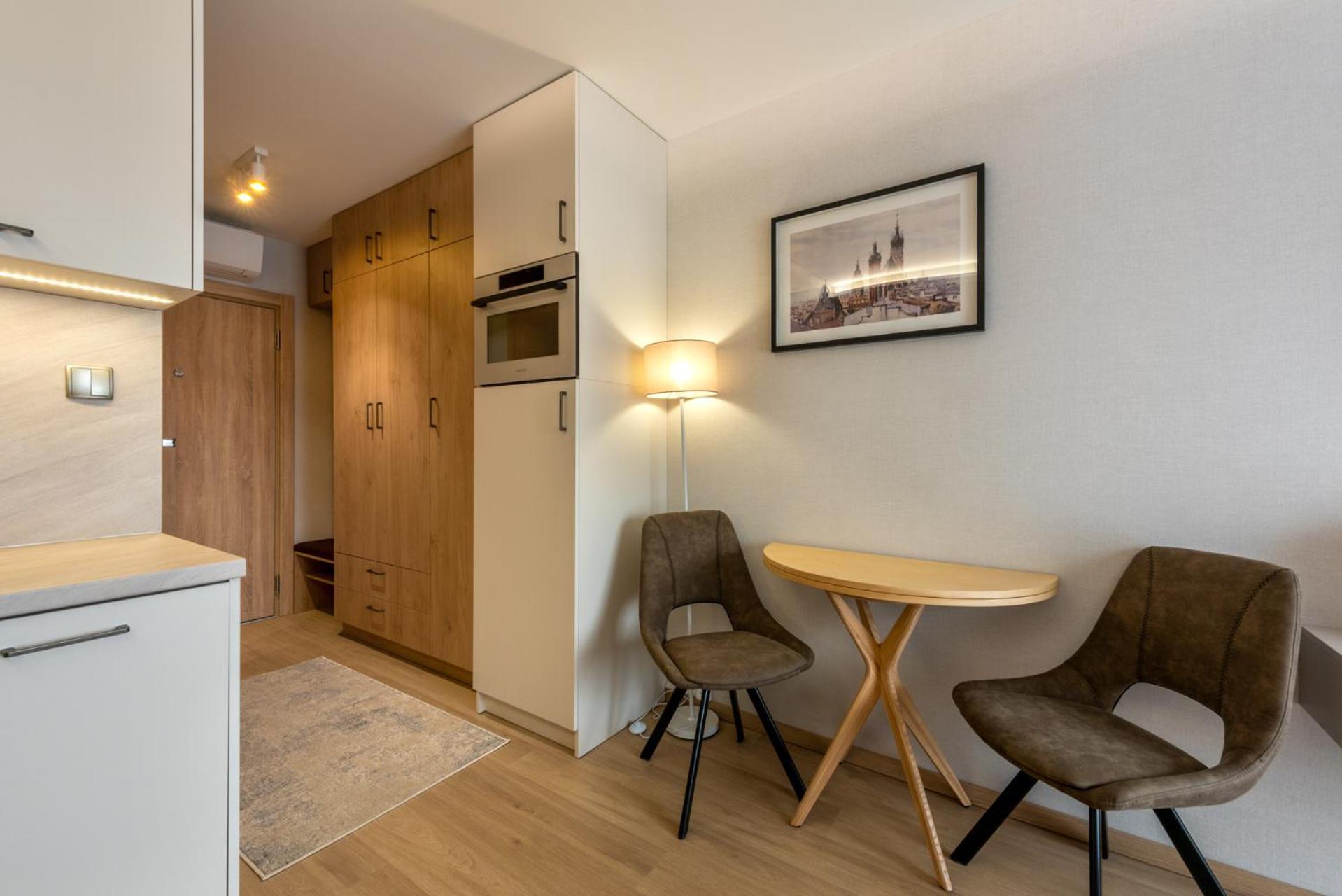Iron Apartments Krasków Εξωτερικό φωτογραφία