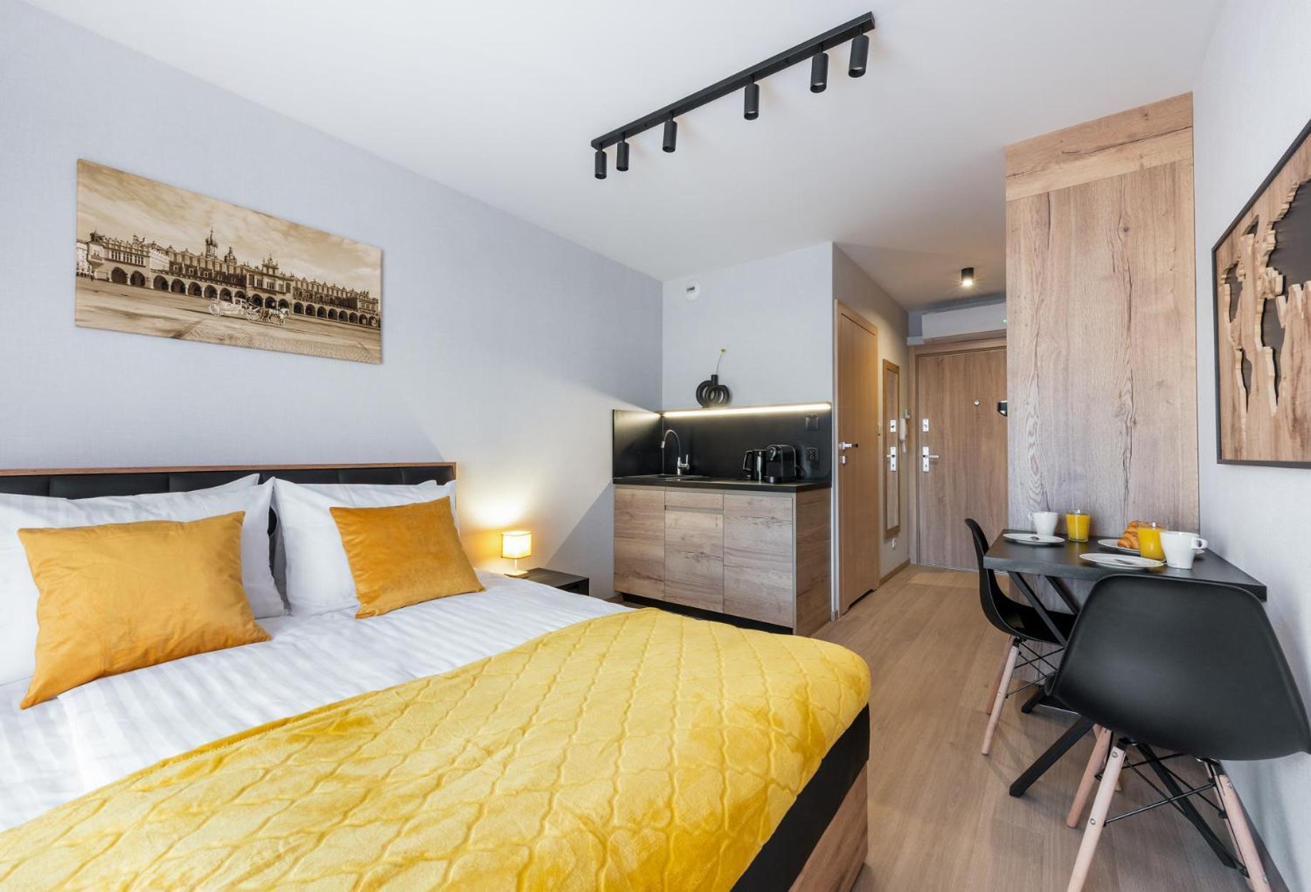 Iron Apartments Krasków Εξωτερικό φωτογραφία