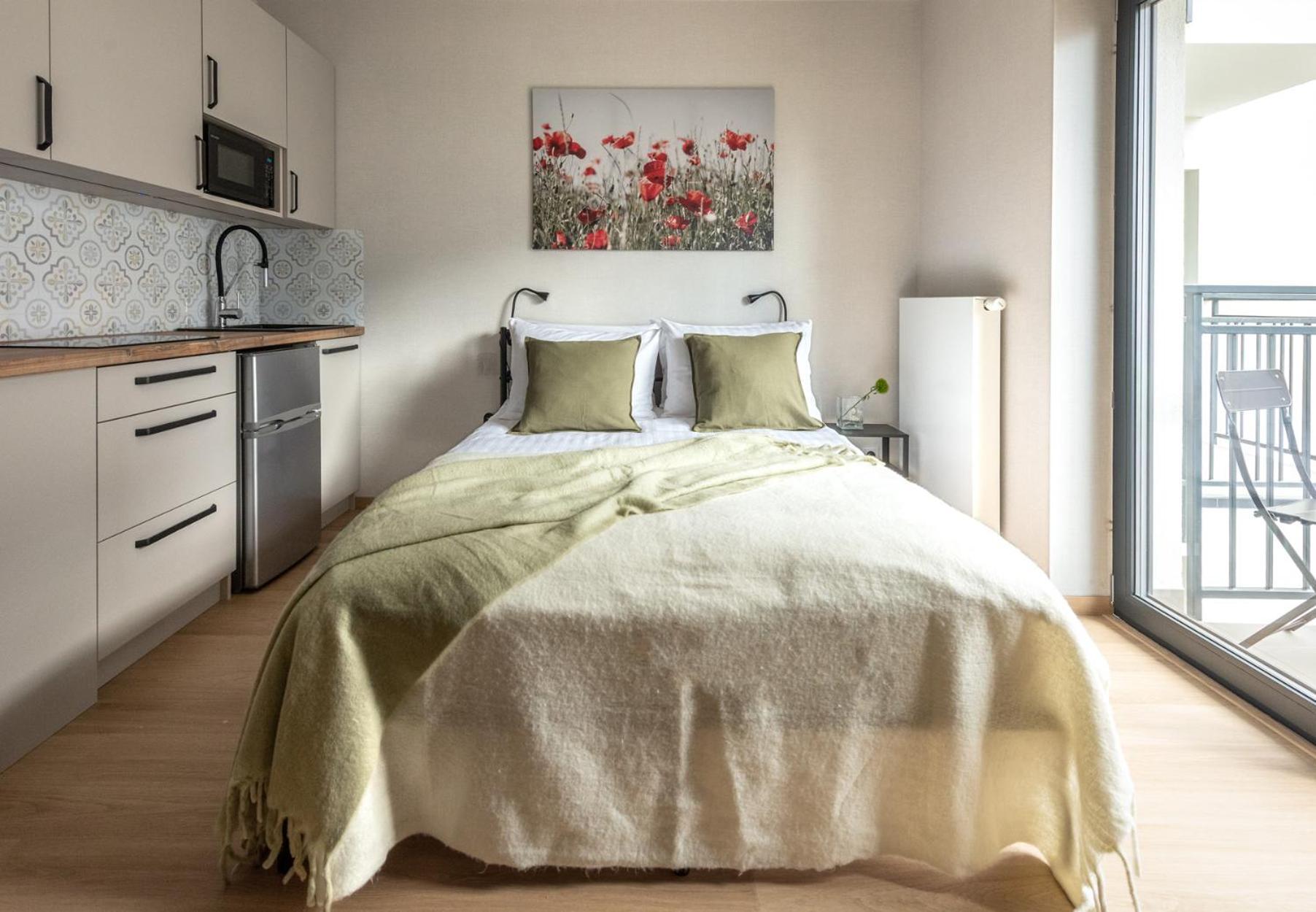Iron Apartments Krasków Εξωτερικό φωτογραφία